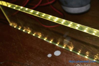LED-es világító polcok csinálják magukat