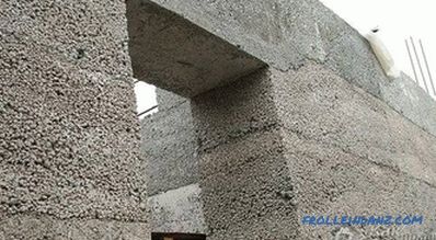 A claydite-beton háza csinálja magát