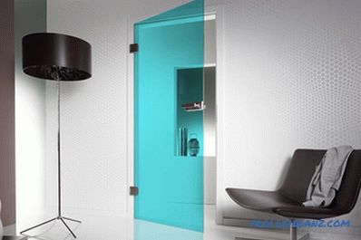 Üveg a belső térben - 50 ötlet a dekoratív, matt és színes üveg használatáról