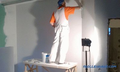 Hogyan kell a falakat saját kezükkel tömíteni