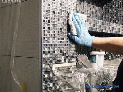 Hogyan távolítsuk el a szilikon tömítőanyagot akril fürdőből, cserépből, ruhából