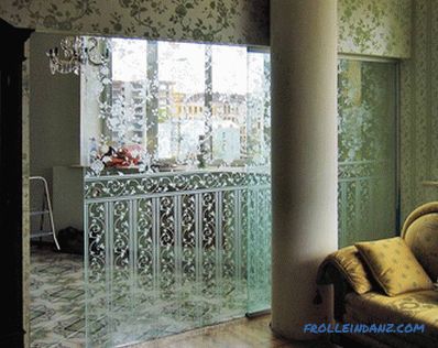 Üveg válaszfalak az apartmanban - lakás belső (+ fotók)