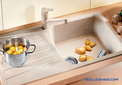 Kő mosogató a konyhában - a különböző típusok előnyei és hátrányai